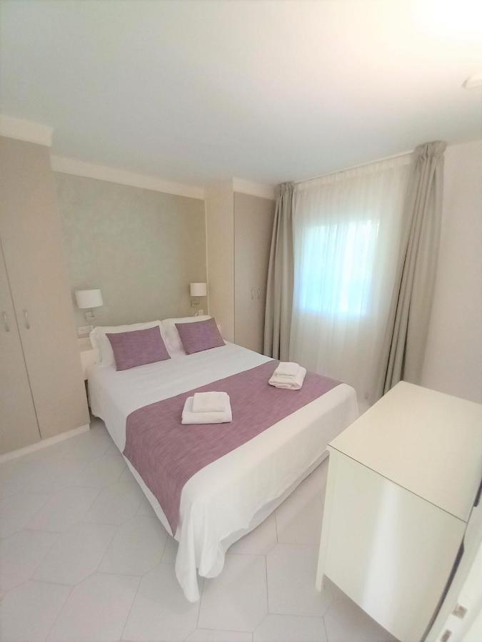 Miraflores Beachfront Penthouse Sitio de Calahonda Exterior foto